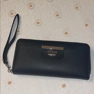GUESS Wristlet/wallet